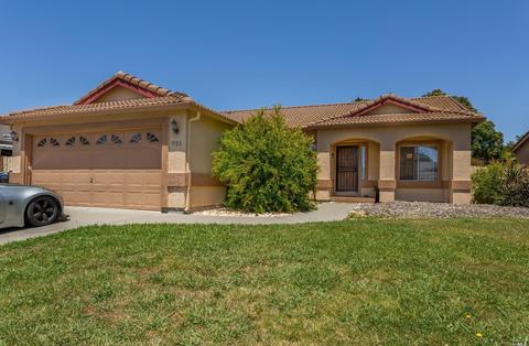 751-751 Palermo Dr, Suisun City, CA 94585