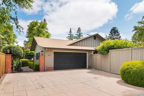 1636 Center Rd, Novato, CA 94947
