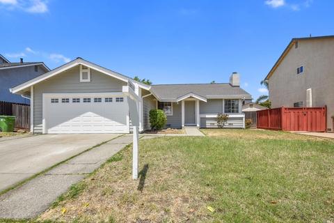 218 Kildare Ln, Vacaville, CA 95688