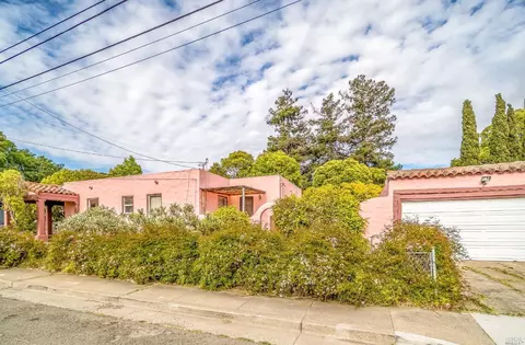 201 Delaware St, Vallejo, CA 94590 photo 2