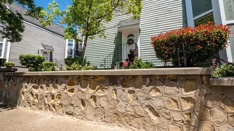 781 Military E St, Benicia, CA 94510 photo 3