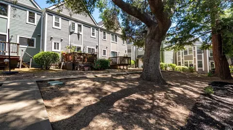 781 Military E St, Benicia, CA 94510 photo 25