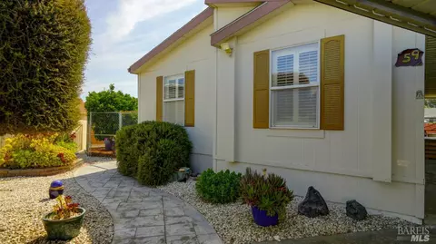 59 Lemon Tree Cir, Vacaville, CA 95687