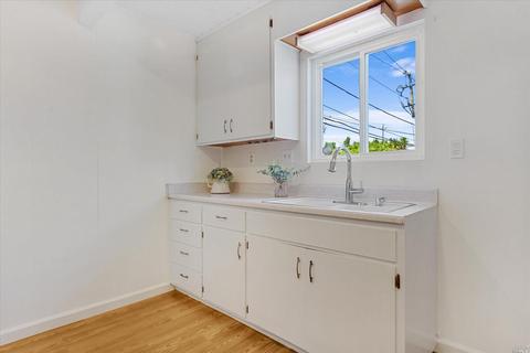 109 Del Sur St, Vallejo, CA 94591 photo 17