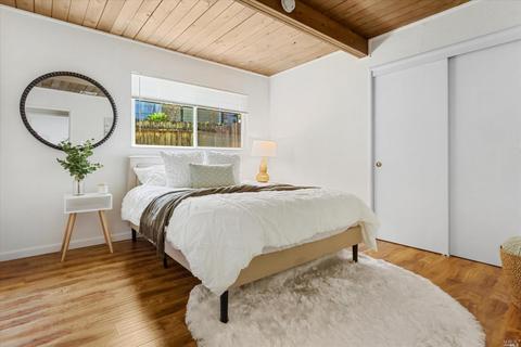 109 Del Sur St, Vallejo, CA 94591 photo 9