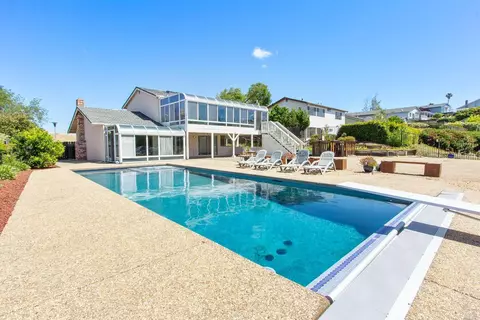 446 Mills Dr, Benicia, CA 94510