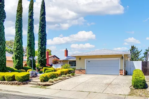 1550 Quail Dr, Fairfield, CA 94533 photo 4