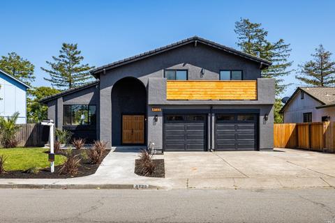 4722 Fairway Dr, Rohnert Park, CA 94928