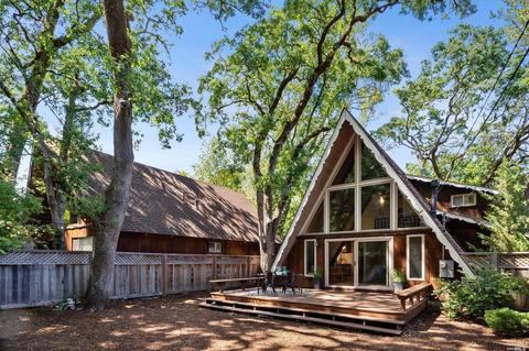 182 Canyon Rd, Fairfax, CA 94930