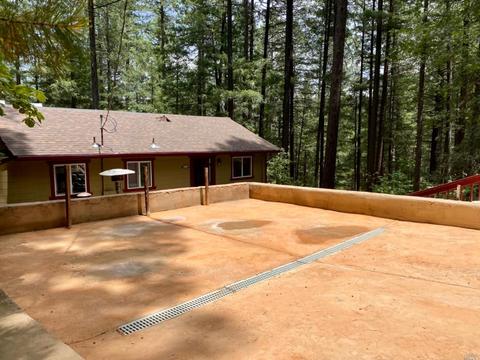 10318 Brookside Dr, Middletown, CA 95461