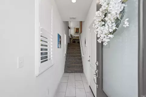 636 Jade St, Petaluma, CA 94952 photo 4