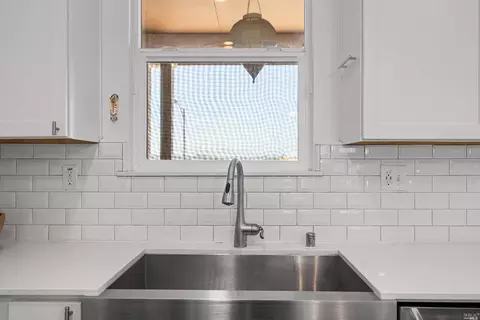 636 Jade St, Petaluma, CA 94952 photo 14