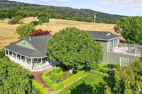 13875 Hwy 12, Glen Ellen, CA 95442