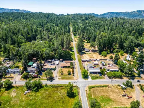 1541 E Hill Rd, Willits, CA 95490 photo 2