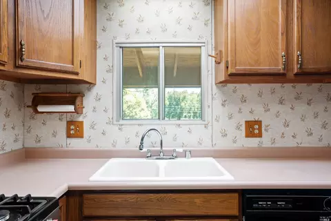 1541 E Hill Rd, Willits, CA 95490 photo 8