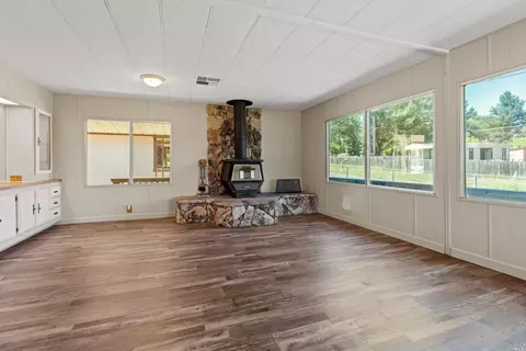 1541 E Hill Rd, Willits, CA 95490 photo 4