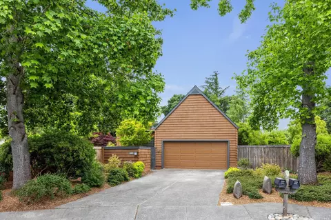 392 Avenida Barbera, Sonoma, CA 95476