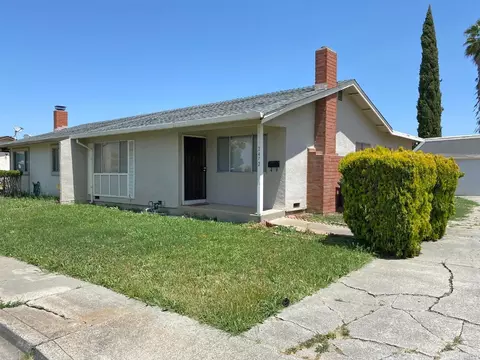2472 Baltic Dr, Fairfield, CA 94533 photo 2