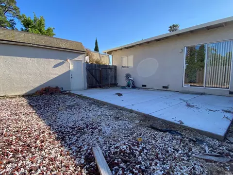 2472 Baltic Dr, Fairfield, CA 94533 photo 34