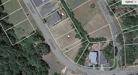 25284 Madrone Dr, Willits, CA 95490