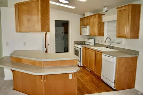 311 Mark Way, Napa, CA 94558 photo 6