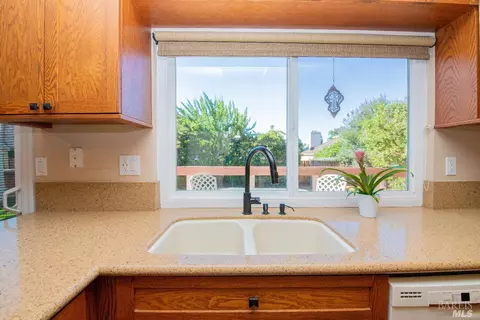 1025 Suffolk Way, Fairfield, CA 94533 photo 15