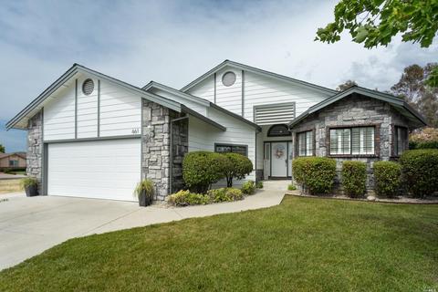 661 Whitney Ct, Vacaville, CA 95687