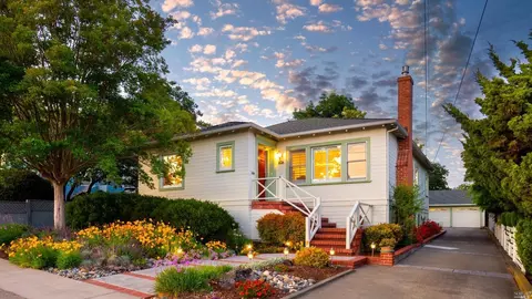 622 N Fair St, Petaluma, CA 94952