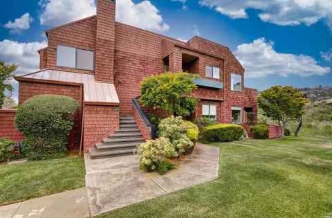 10 Marsh Rd, Tiburon, CA 94920