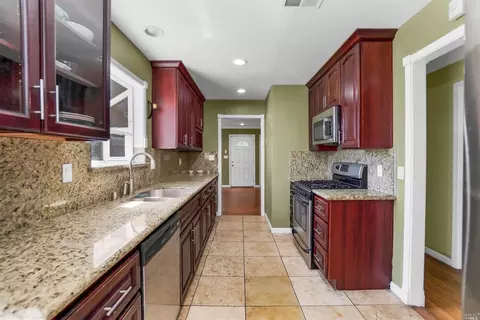 2414 Tennessee St, Vallejo, CA 94591 photo 15
