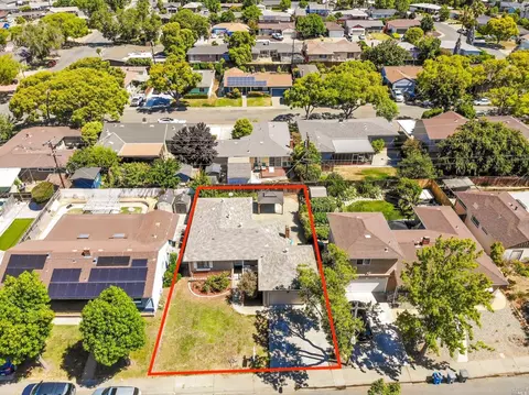 2414 Tennessee St, Vallejo, CA 94591 photo 4