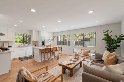 27 Sandpiper Cir, Corte Madera, CA 94925