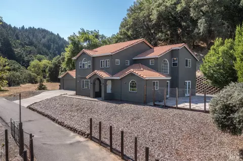 301 Portofino Way, Cloverdale, CA 95425