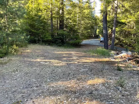 45501 Sunset Dr, Anchor Bay, CA 95445