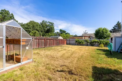 4501 Sunnycrest Dr, Ukiah, CA 95482 photo 20