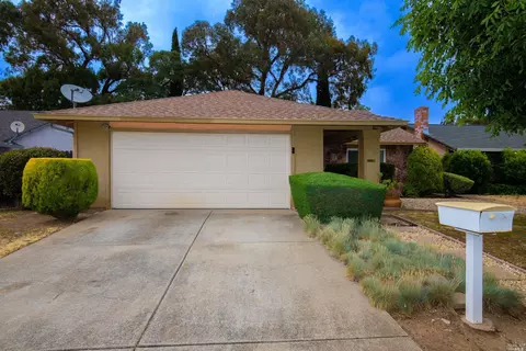 130 Eveningstar Ct, Pittsburg, CA 94565
