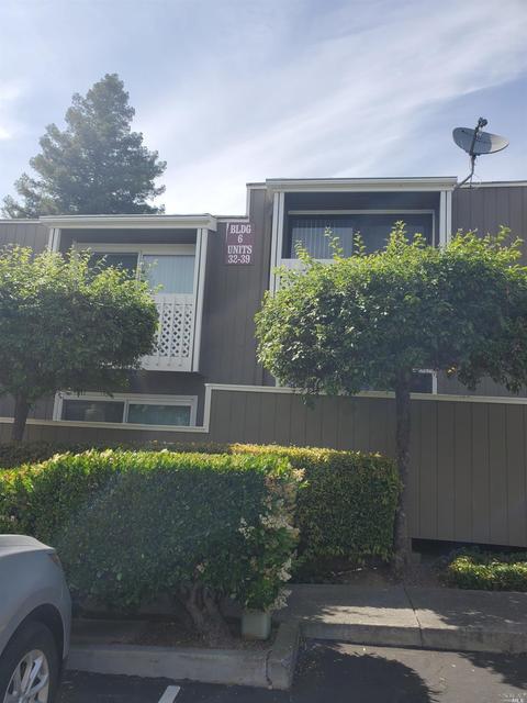 165 Oddstad Dr #38, Vallejo, CA 94589