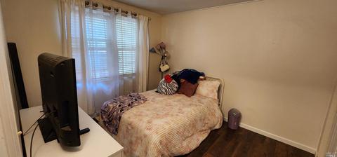 301 Rodgers St, Vallejo, CA 94590 photo 4