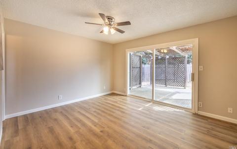 504 Nut Tree Ct, Vacaville, CA 95687 photo 32