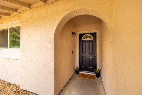 504 Nut Tree Ct, Vacaville, CA 95687 photo 9