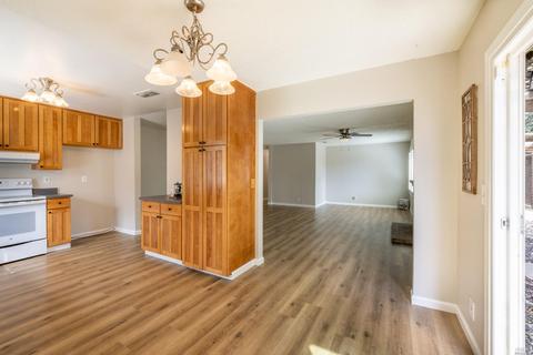 504 Nut Tree Ct, Vacaville, CA 95687 photo 19