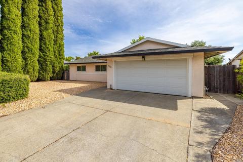 504 Nut Tree Ct, Vacaville, CA 95687 photo 5