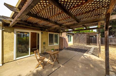 504 Nut Tree Ct, Vacaville, CA 95687 photo 37