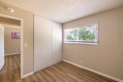 504 Nut Tree Ct, Vacaville, CA 95687 photo 29