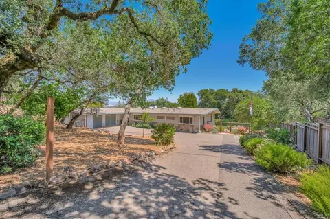 2424 Osage Ave, Santa Rosa, CA 95409