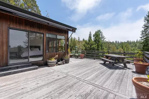 35721 Timberwood Way, Gualala, CA 95445