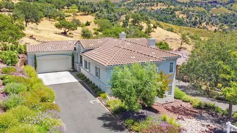 330 Alta Mesa Cir, Napa, CA 94558