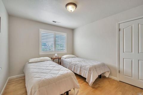 8826 Holly Leaf Dr, Windsor, CA 95492 photo 31