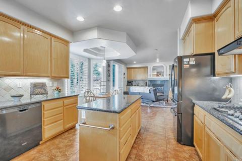 8826 Holly Leaf Dr, Windsor, CA 95492 photo 14