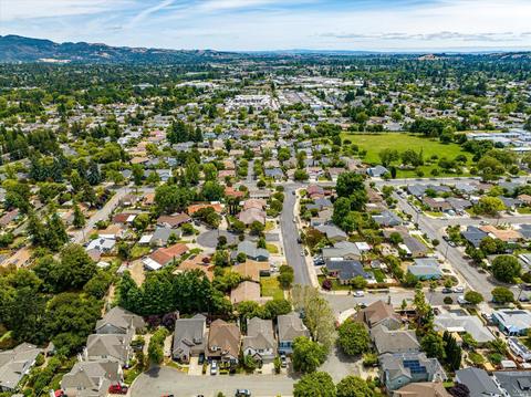 30 Windsor Ct, Napa, CA 94558 photo 37